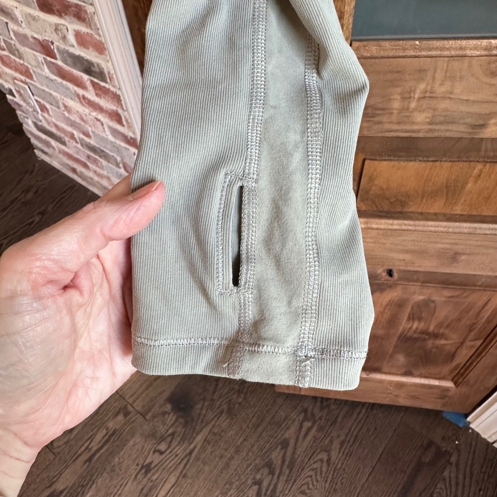 CRZ YOGA Quarter Zip Pullover Womens XL Sage Green Ribbed Thumbhole Activewear - Picture 4 of 10